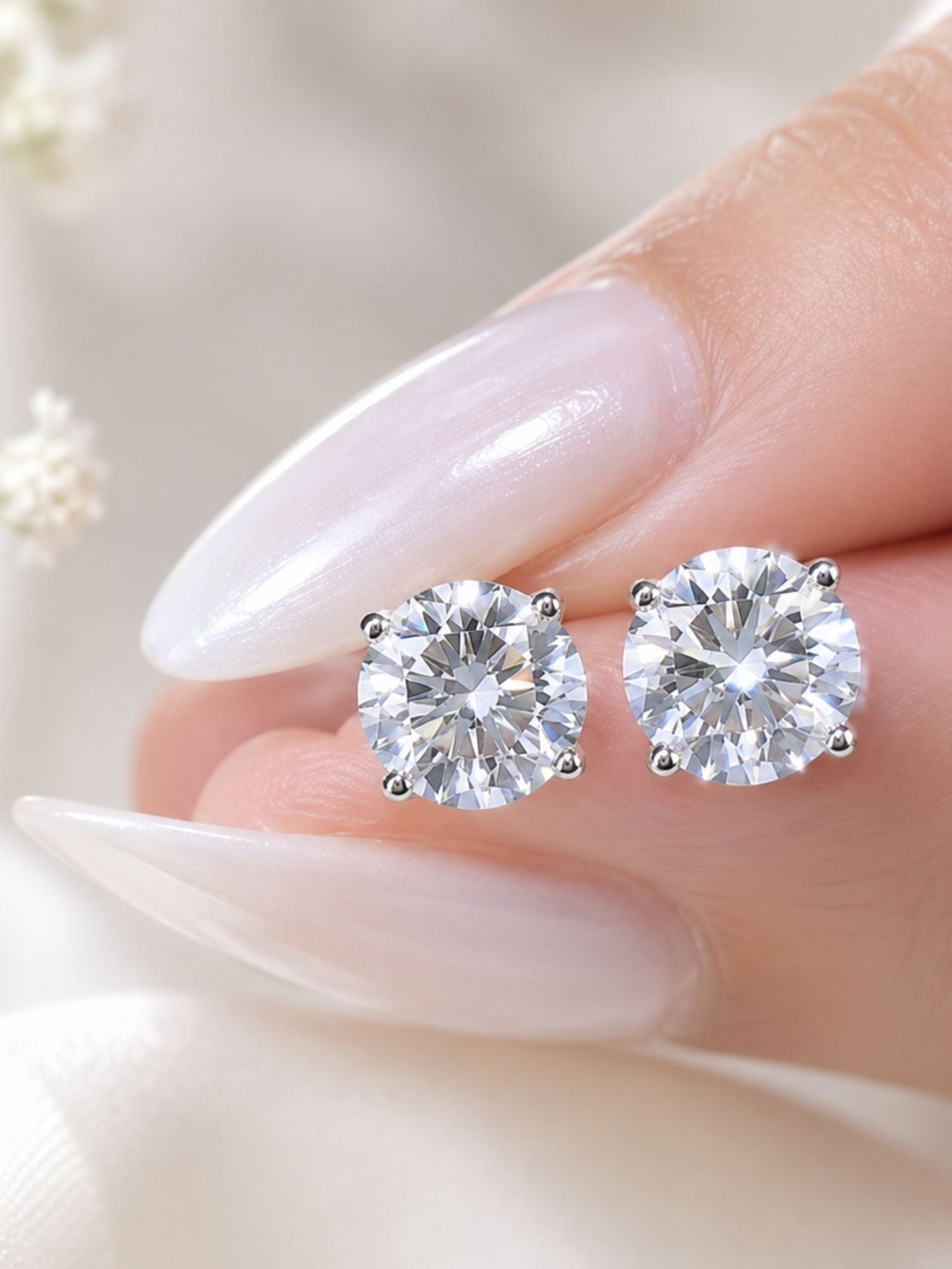 925 Sterling Silver Round Moissanite Earring